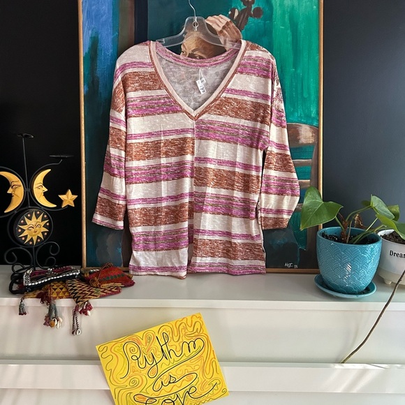 Tribal Jeans Chic Striped V-Neck Blouse in Cream, Brown, and Pink Small - Picture 3 of 16